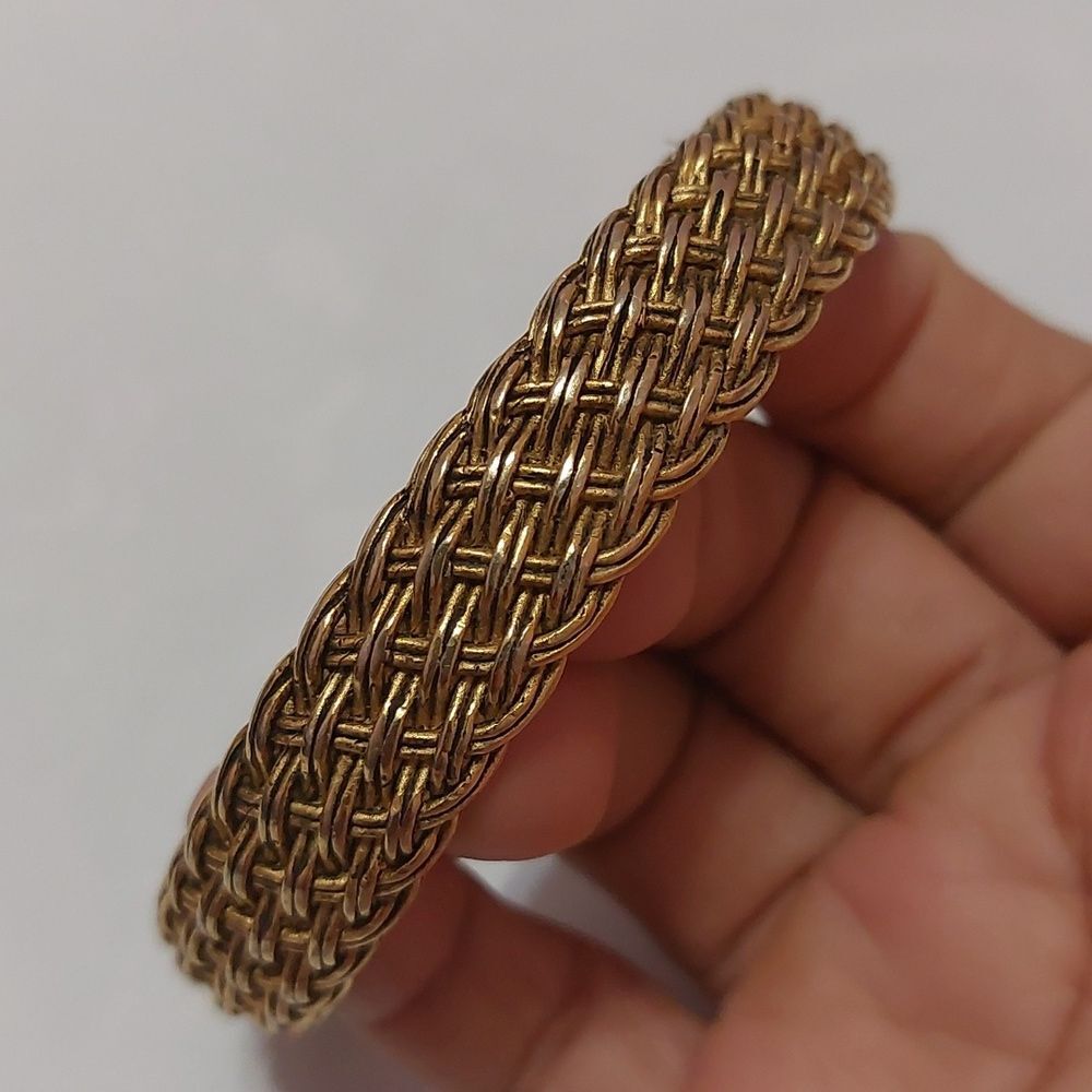 Vintage Nine West Gold Tone Basketweave Metal Bangle Bracelet Sturdy